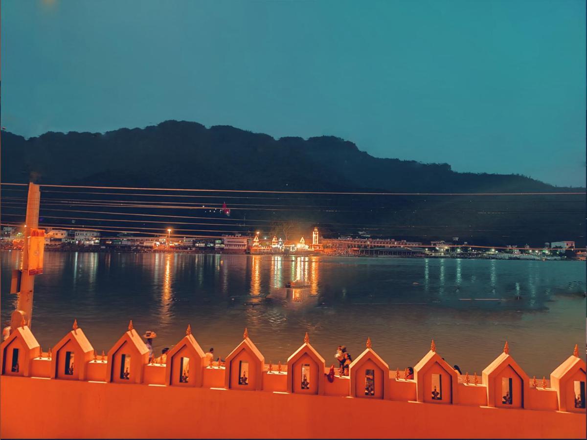 The Neeraj Ganga Heritage Palace Rishikesh Bagian luar foto