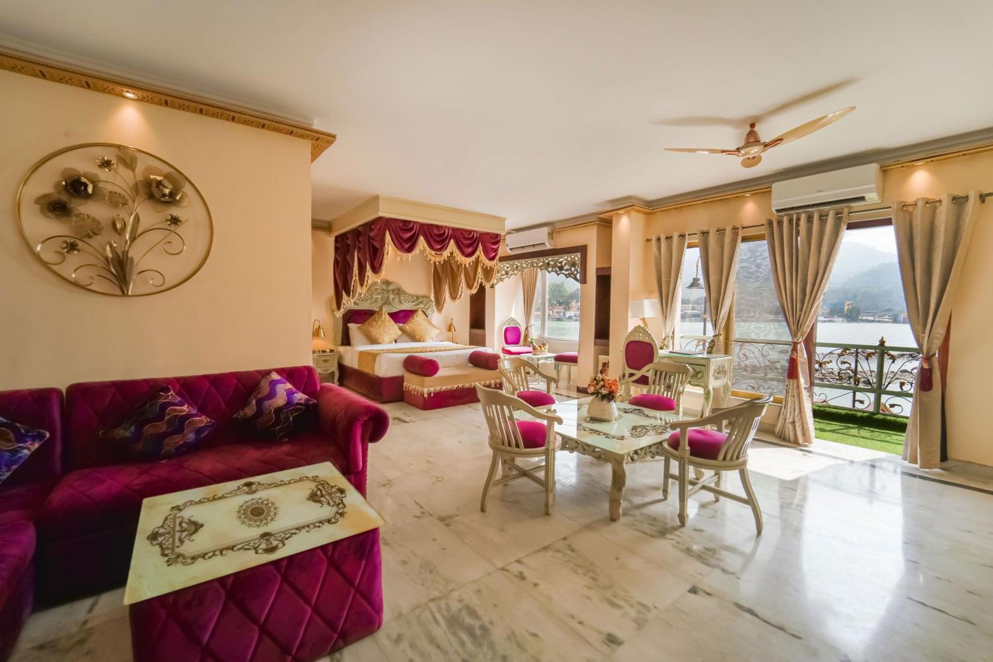 The Neeraj Ganga Heritage Palace Rishikesh Bagian luar foto