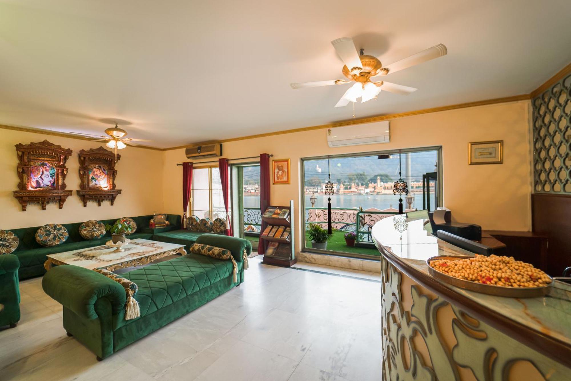 The Neeraj Ganga Heritage Palace Rishikesh Bagian luar foto