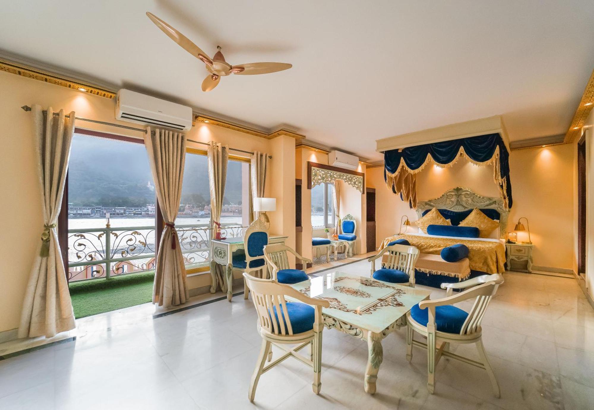 The Neeraj Ganga Heritage Palace Rishikesh Bagian luar foto