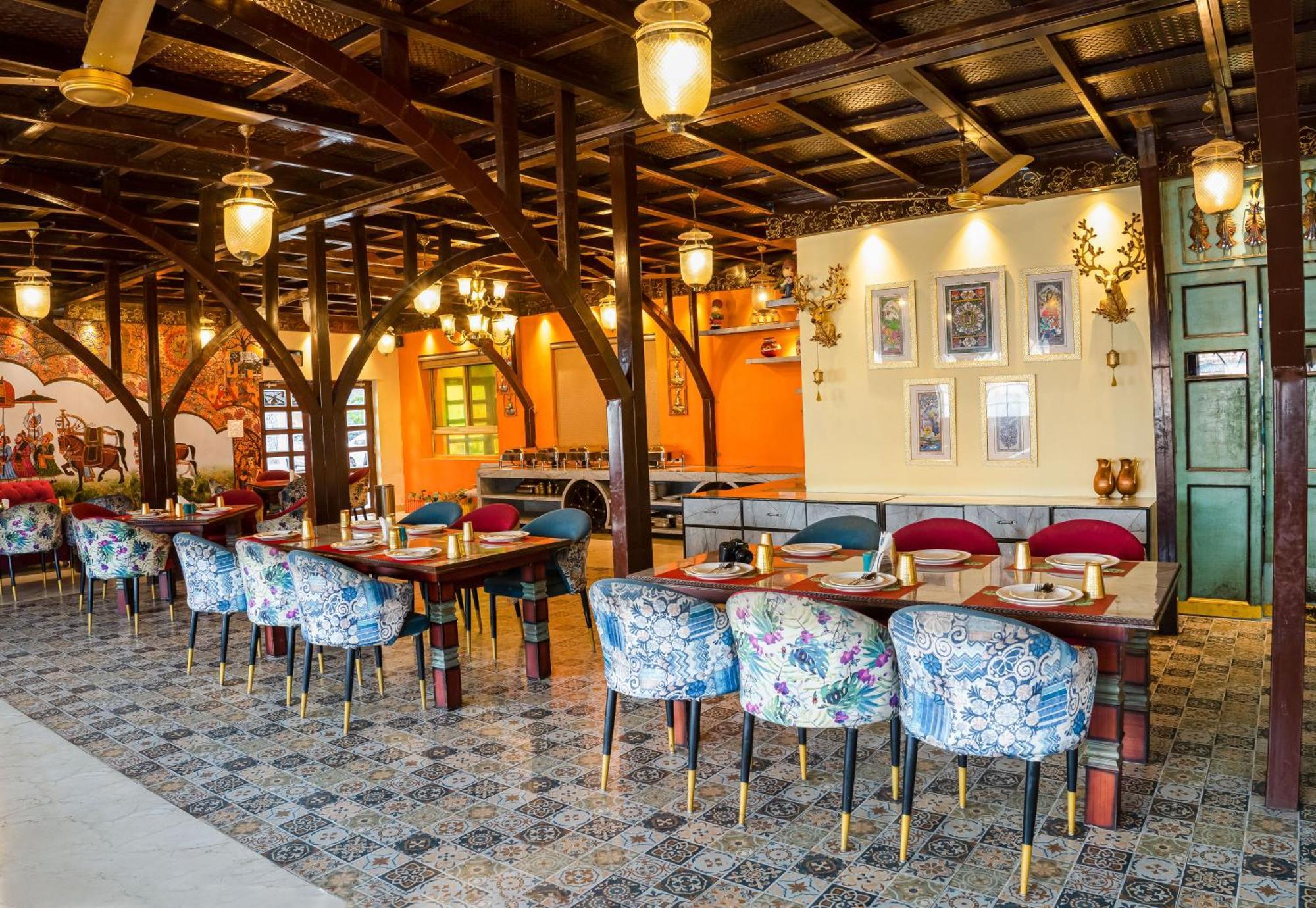 The Neeraj Ganga Heritage Palace Rishikesh Bagian luar foto