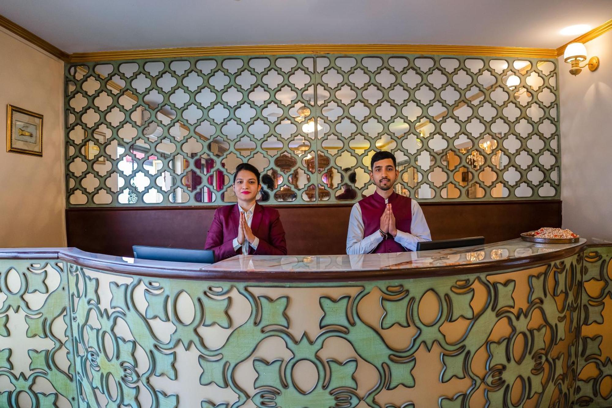 The Neeraj Ganga Heritage Palace Rishikesh Bagian luar foto